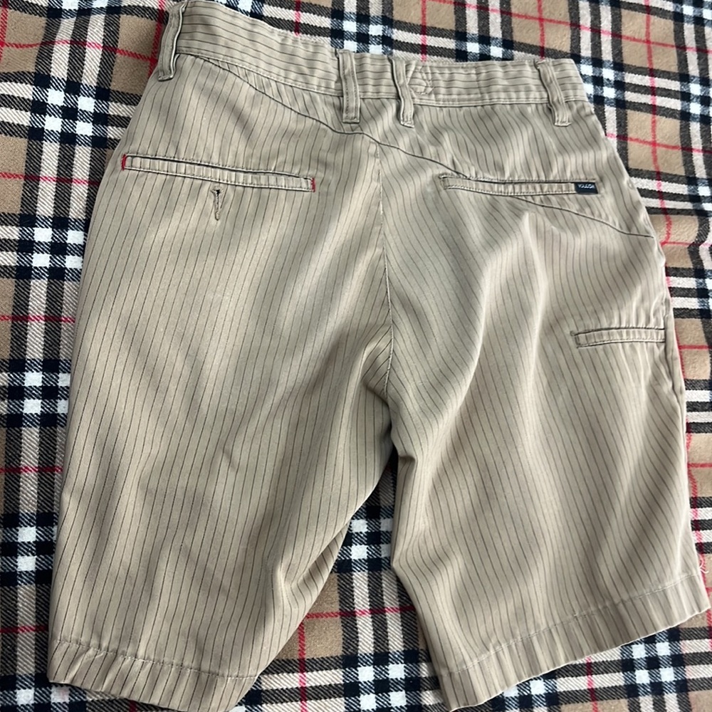 Volcom shorts - Picture 3 of 10
